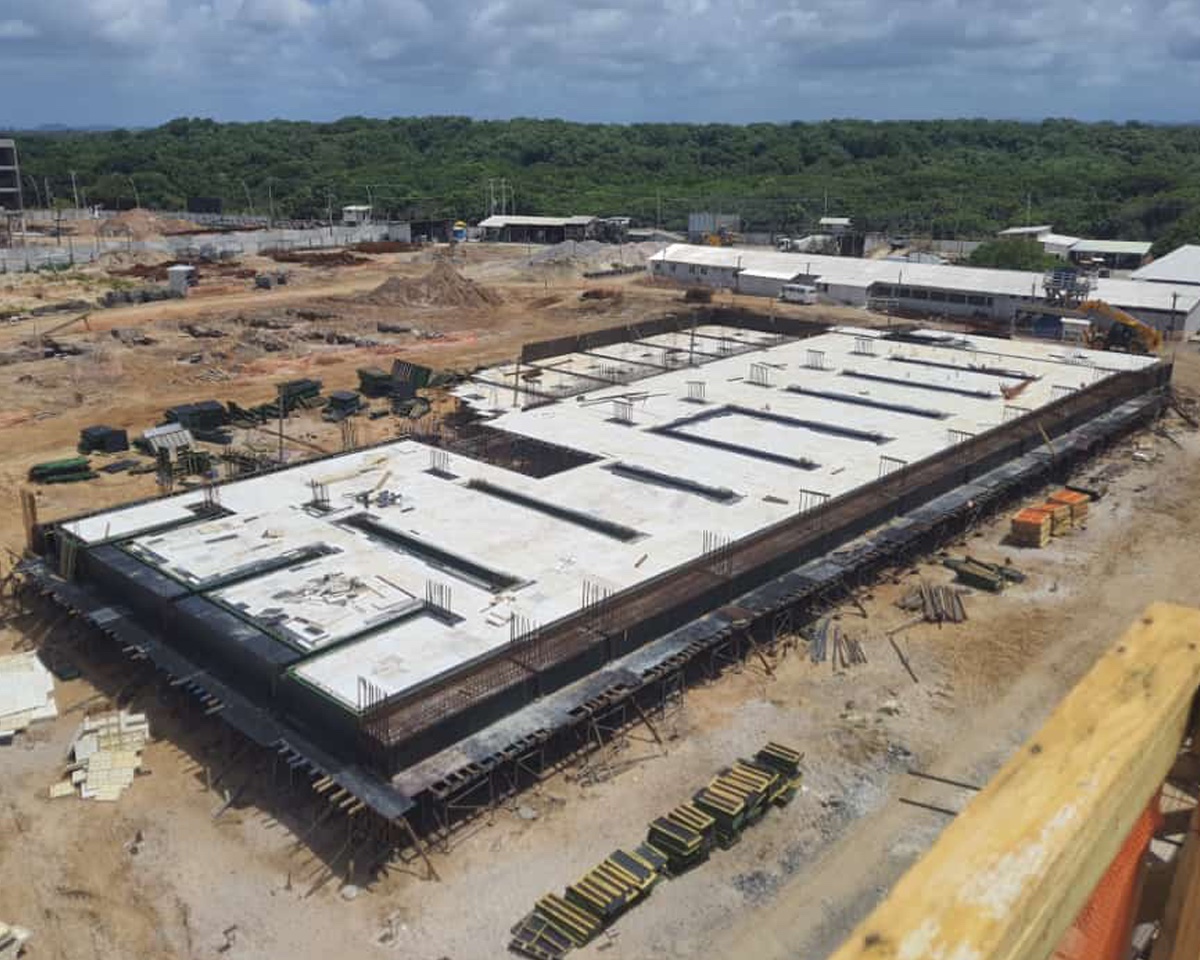 Locação de fôrmas para laje com acabamento limpo do Sistema Planex