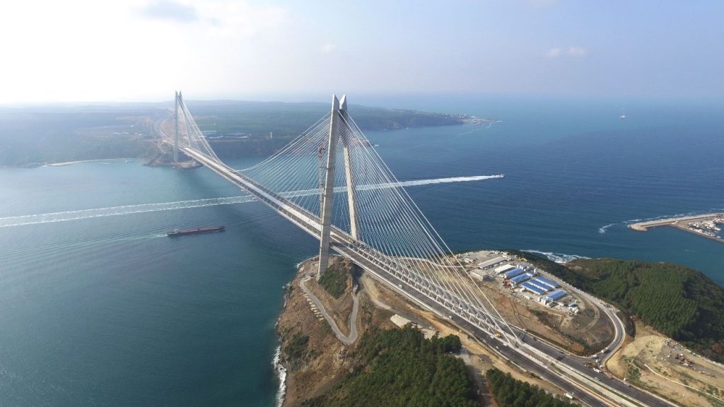 Grandes vãos - ponte Yavuz Sultan Selim