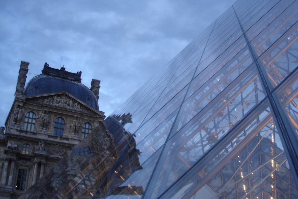 Laje nervurada pelo mundo: Museu do Louvre