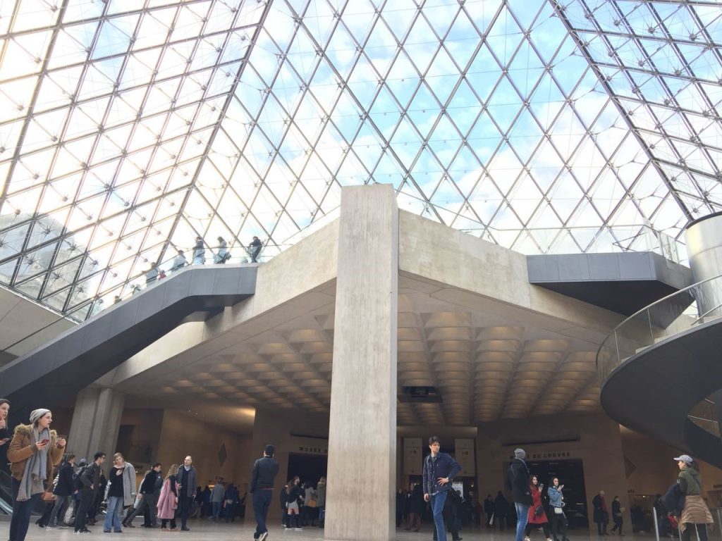 Laje nervurada pelo mundo: Museu do Louvre