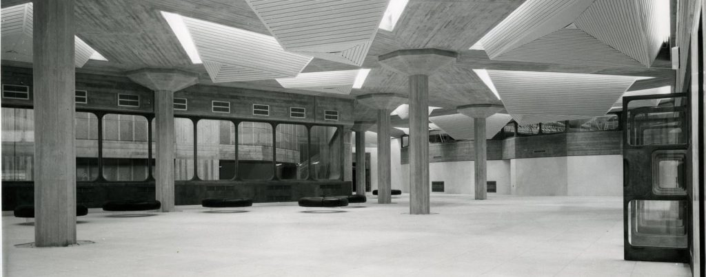 Concreto Aparente - Arquitetura Brutalista