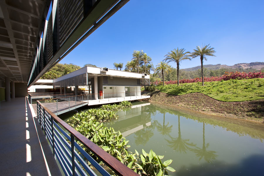 Centro Educativo Burle Marx área externa