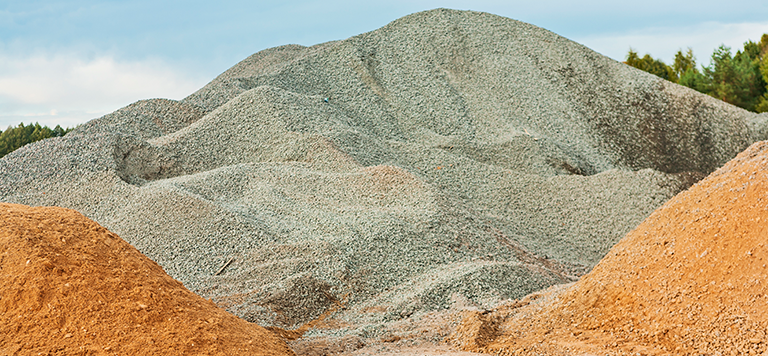 armazenamento-de-materiais-areia-brita