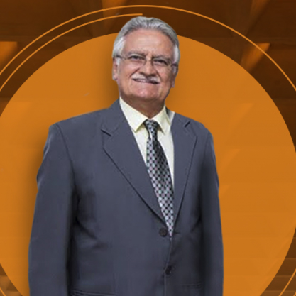 Professor Marcos Terra